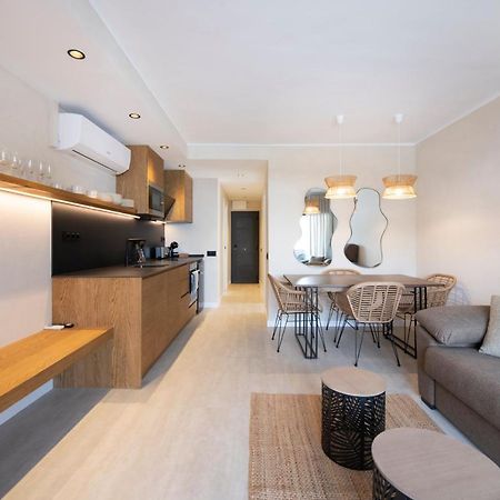 Apartamentos Marplana Castelldefels Esterno foto