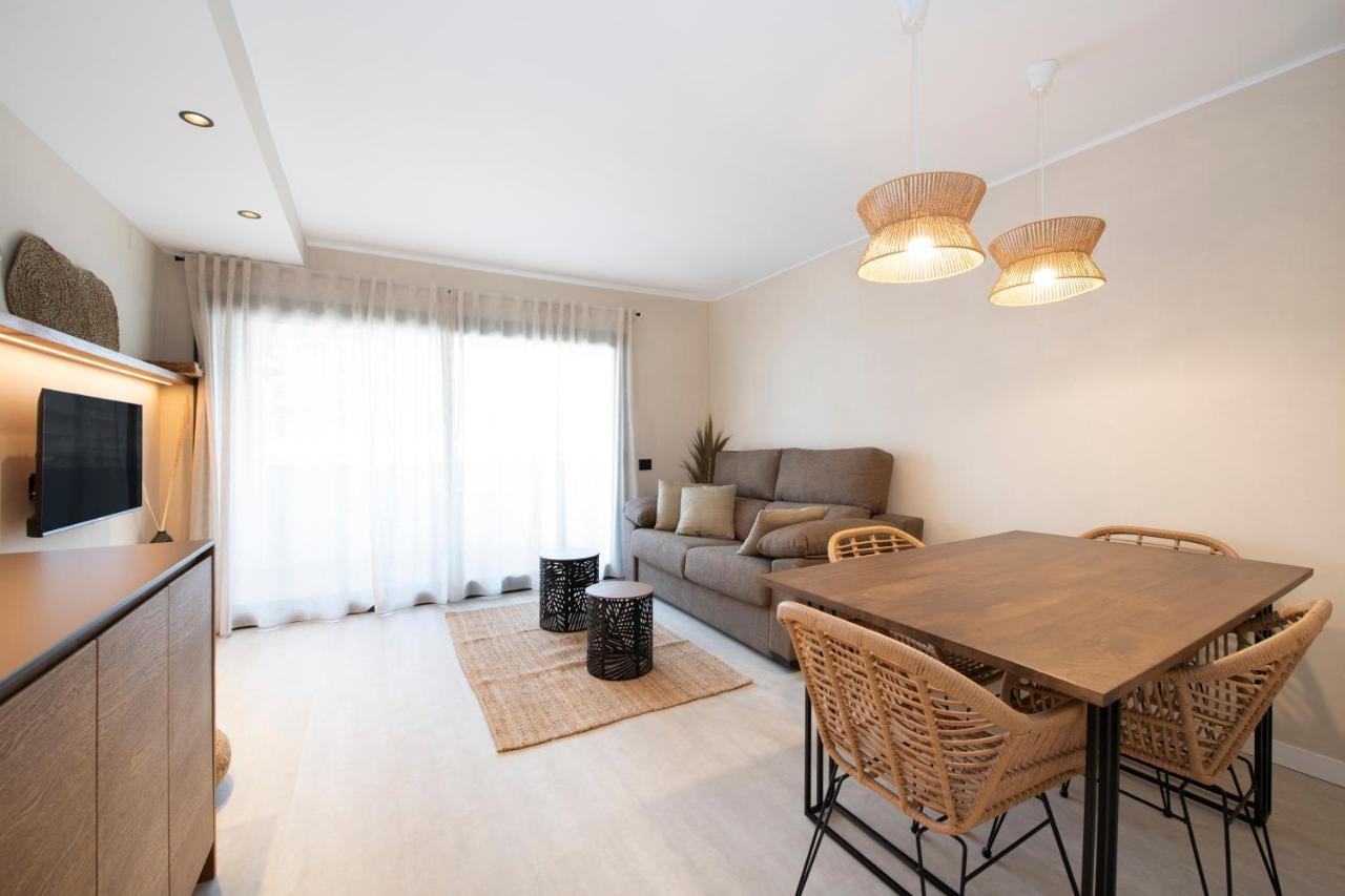 Apartamentos Marplana Castelldefels Esterno foto